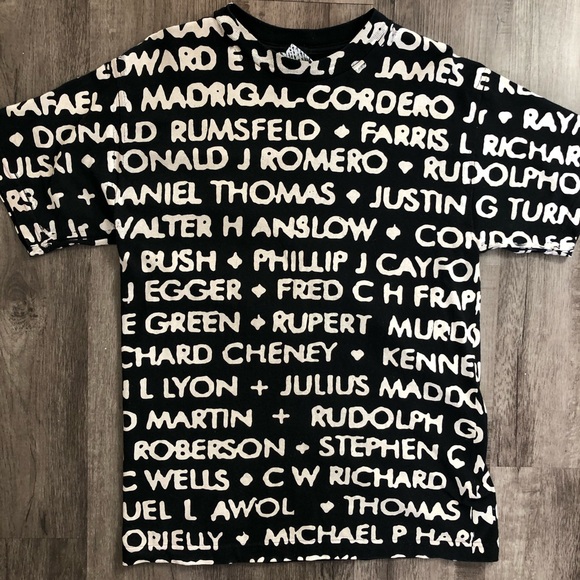 Black & White tee. - Picture 1 of 3